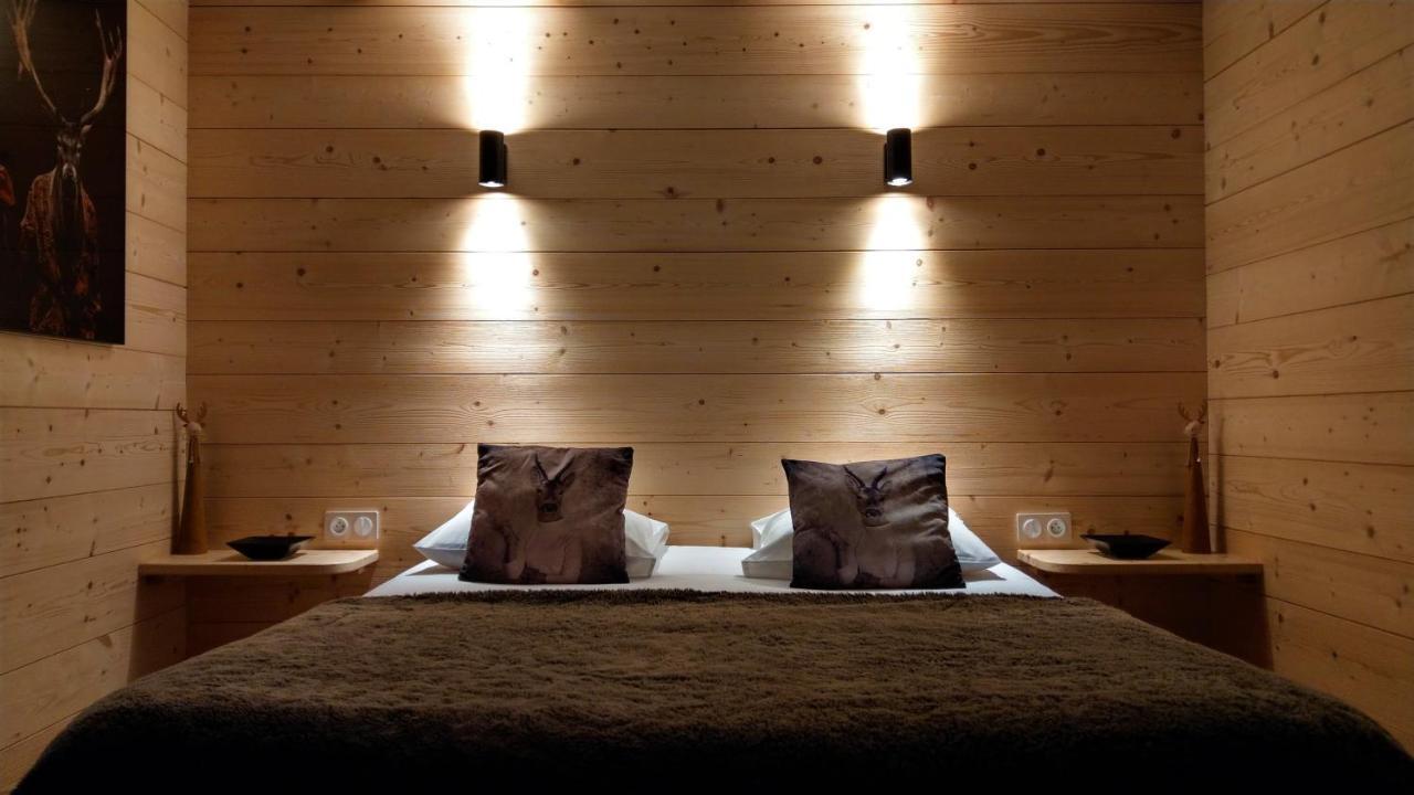 Bed and Breakfast Domaine De L'Olifant Champanges Exterior foto