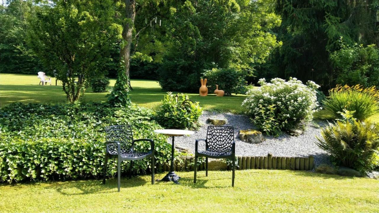 Bed and Breakfast Domaine De L'Olifant Champanges Exterior foto